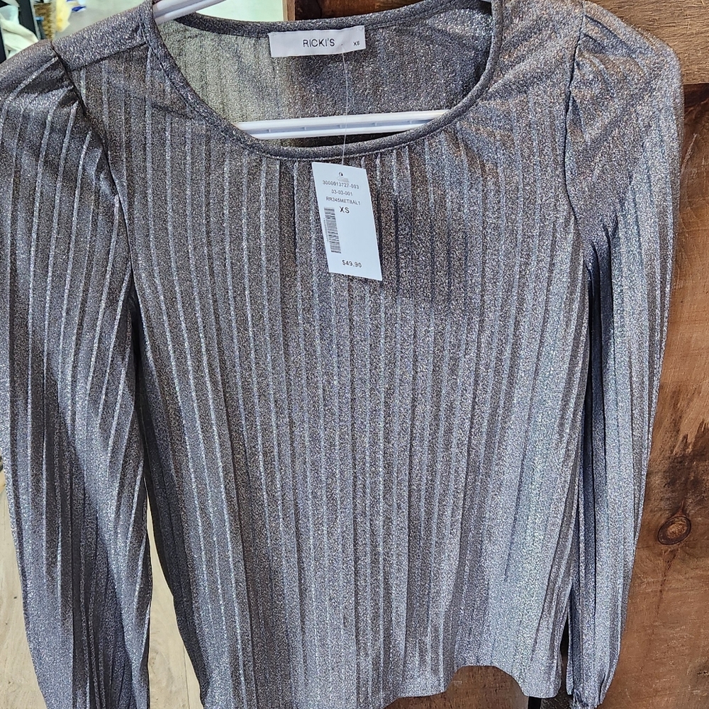 Regular Length Blouse